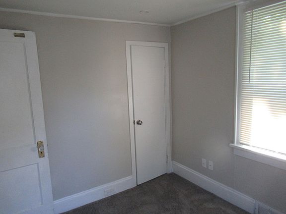 5th image of 33256 Willowick Dr