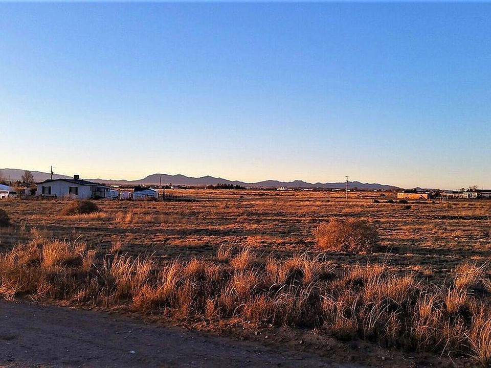 2nd image of Palomino Dr Lot 35