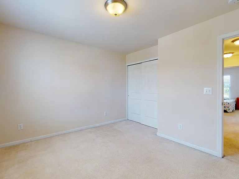 8032 Remington Heights Dr — Photo 26
