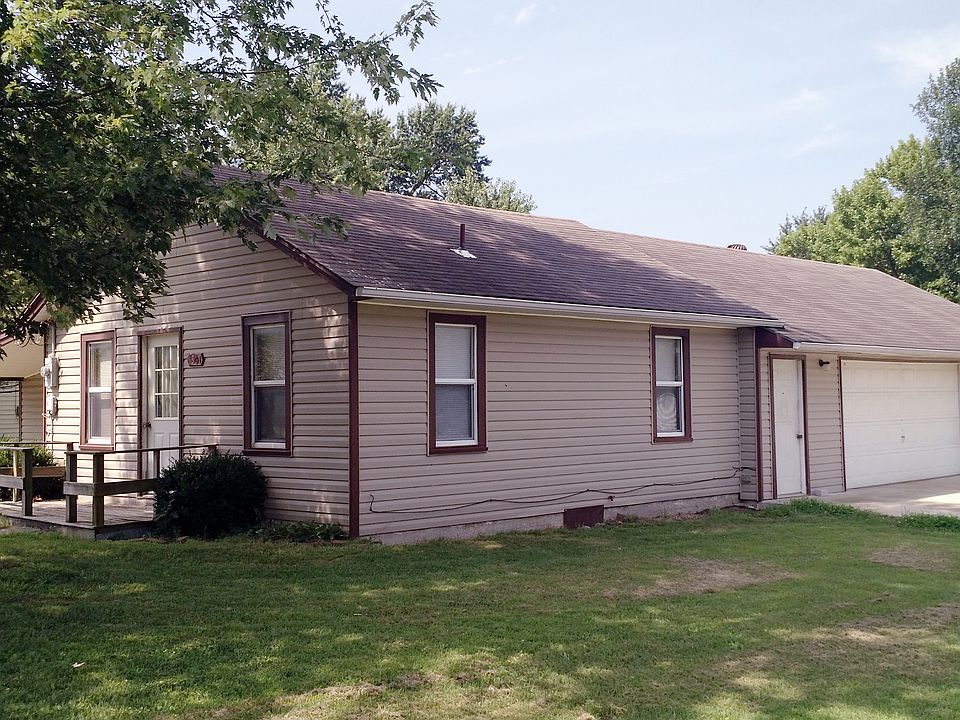 2nd image of 1301 Heagon St