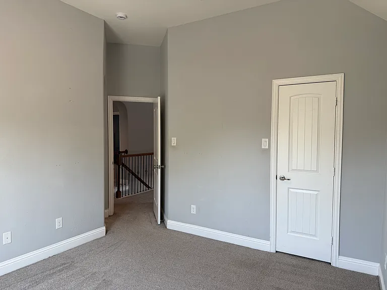 2417 Kingsgate Dr — Photo 24