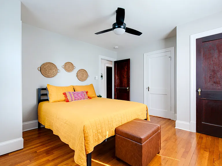 1312 Avondale Ave — Photo 23