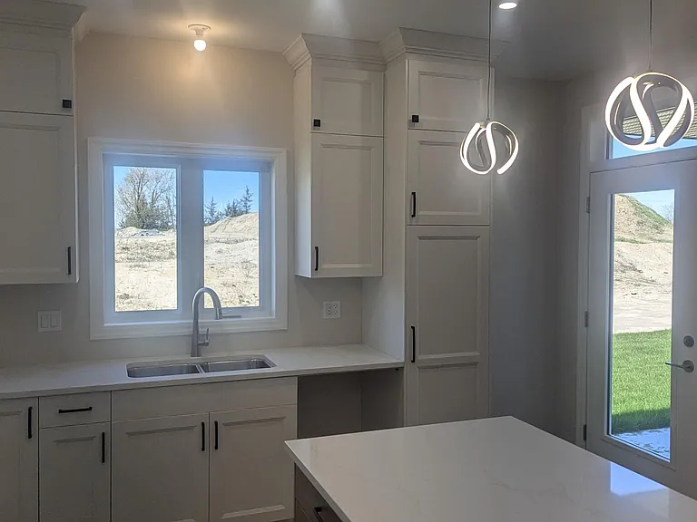 1 Matheos Cres #SFH — Photo 18