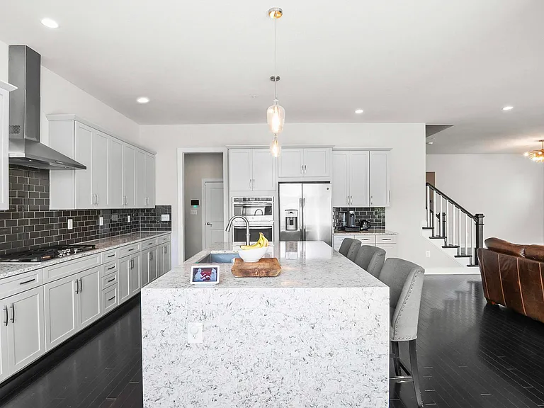 1639 Stream Valley Overlook — Photo 11