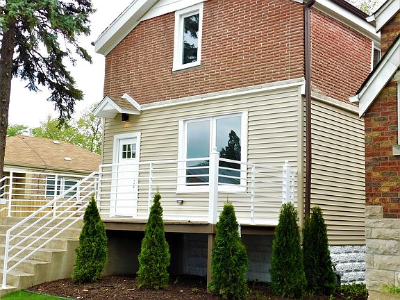 3rd image of 3631 Cuyler Ave