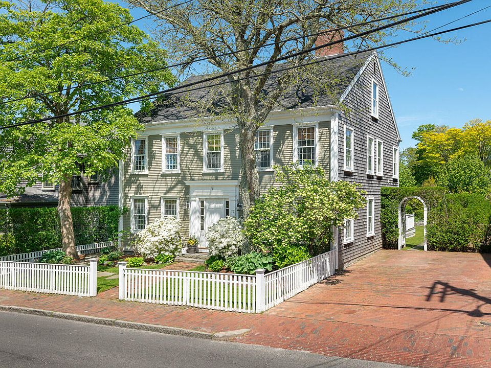 17 Gardner Street, Nantucket, MA 02554 | Zillow