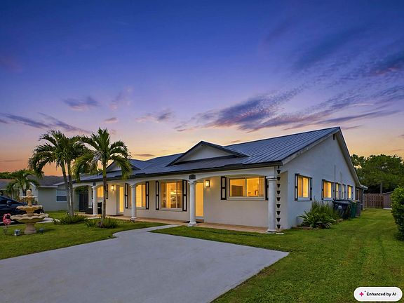 2nd image of 1320 Riverside Cir #1322