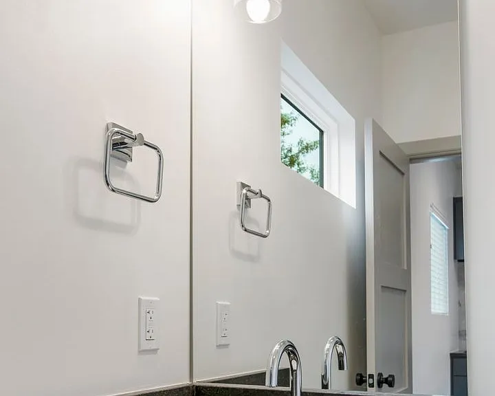 Quaker Condos - $300 Off Immediate Move-Ins! — Photo 46