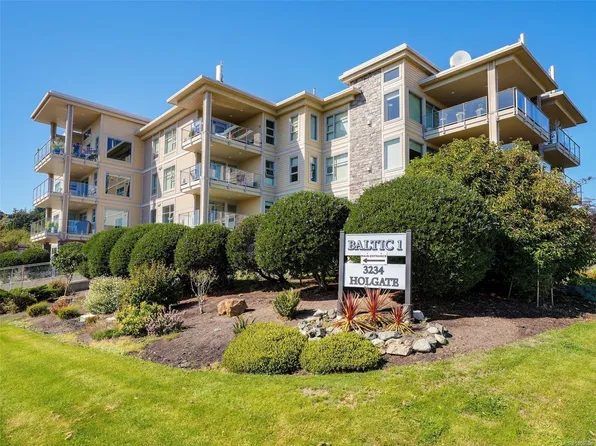 3234 Holgate Ln #107, Colwood, BC V9C 0A6