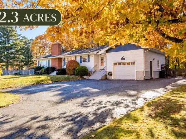 376 Park St, Kentville, NS B4N 1M9