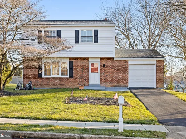 2621 9th Ave, Upper Chichester, PA 19061