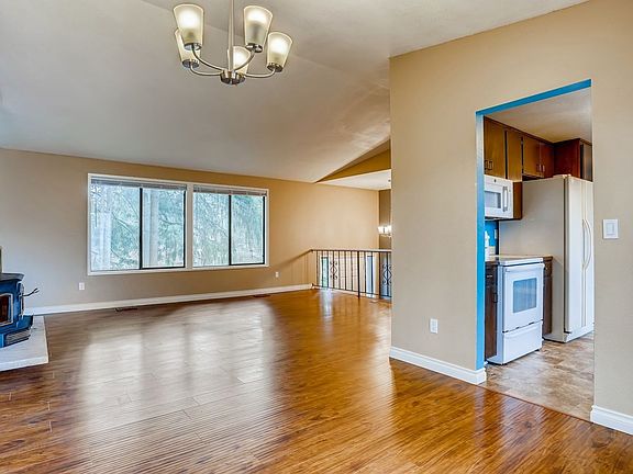 4th image of 5125 162nd Street Ct E