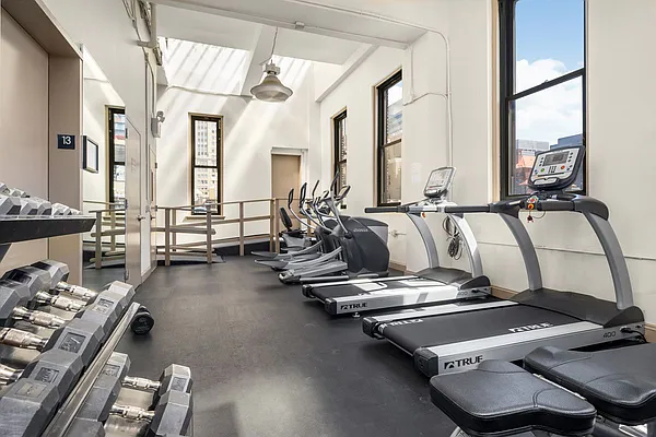 Rented by Qwest Residential Downtown LLC | media 7