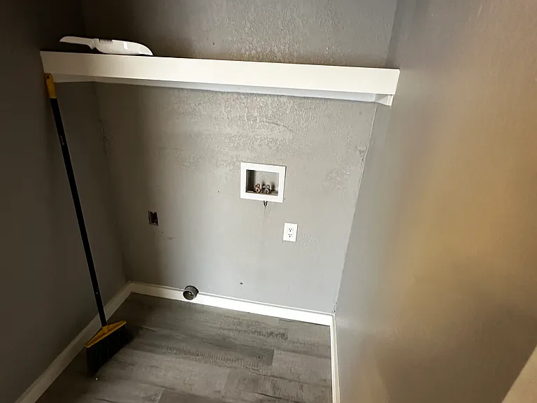 1200 N Cedar Ave #424 — Photo 11