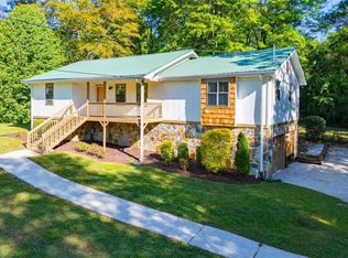 20 Meadowcliff Trl, Carrollton, GA 30116