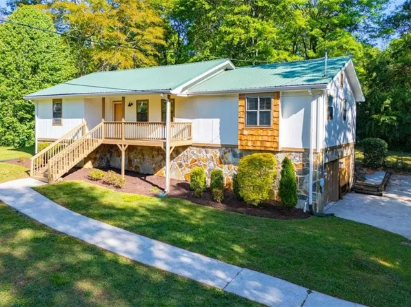 20 Meadowcliff Trl, Carrollton, GA 30116