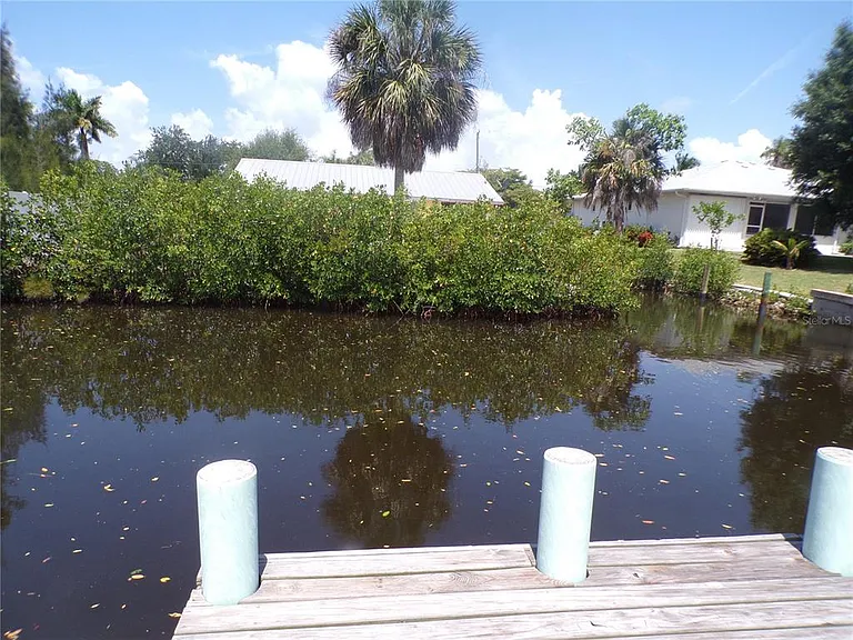 421 Orchid Dr — Photo 17