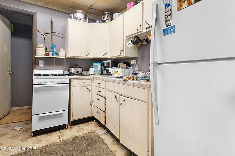 5th image of 27-29 Taylor Street