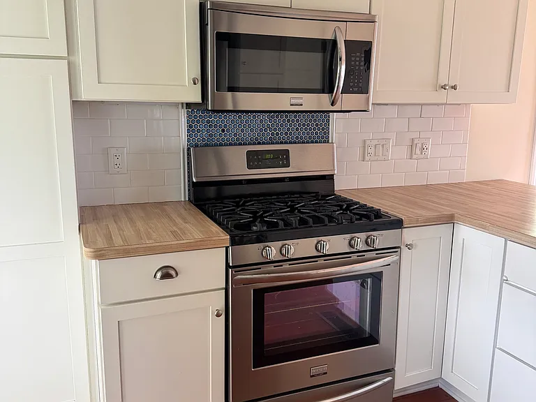 Stove / Microwave