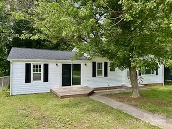 175 Kathy St, Marion, NC 28752