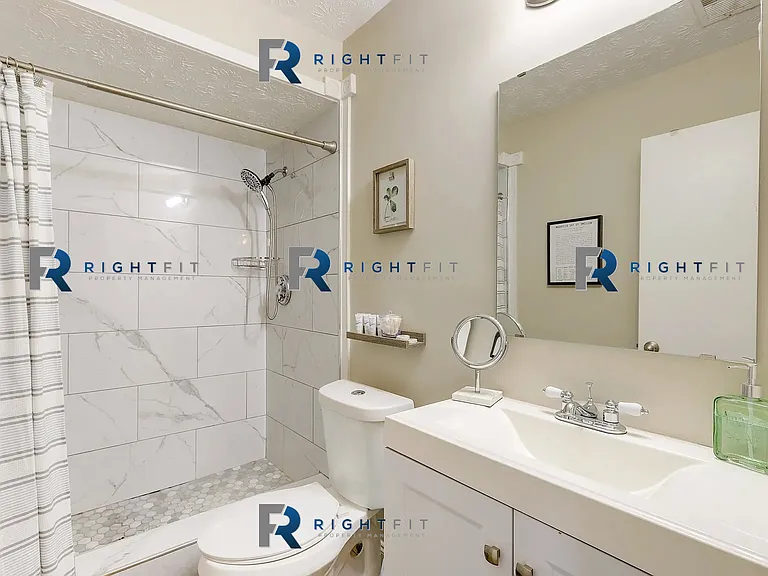 7911 Cleo Dr — Photo 12