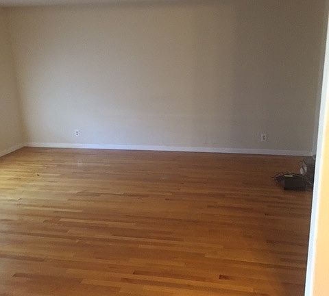 2nd image of 5097 Tottenham Ct
