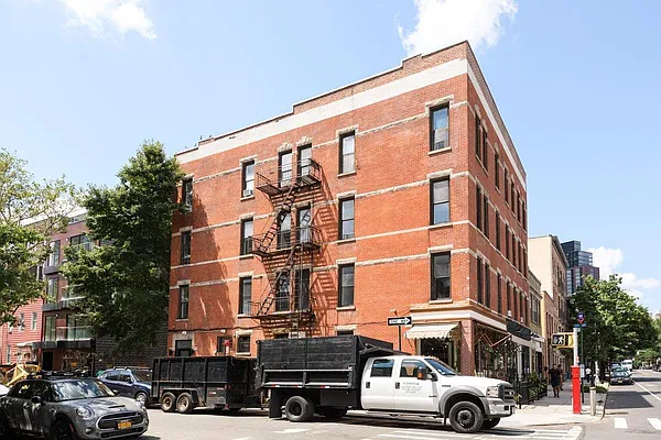 Rented by Bold New York | media 7