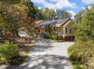 160 Caledonia Rd, Landrum, SC 29356