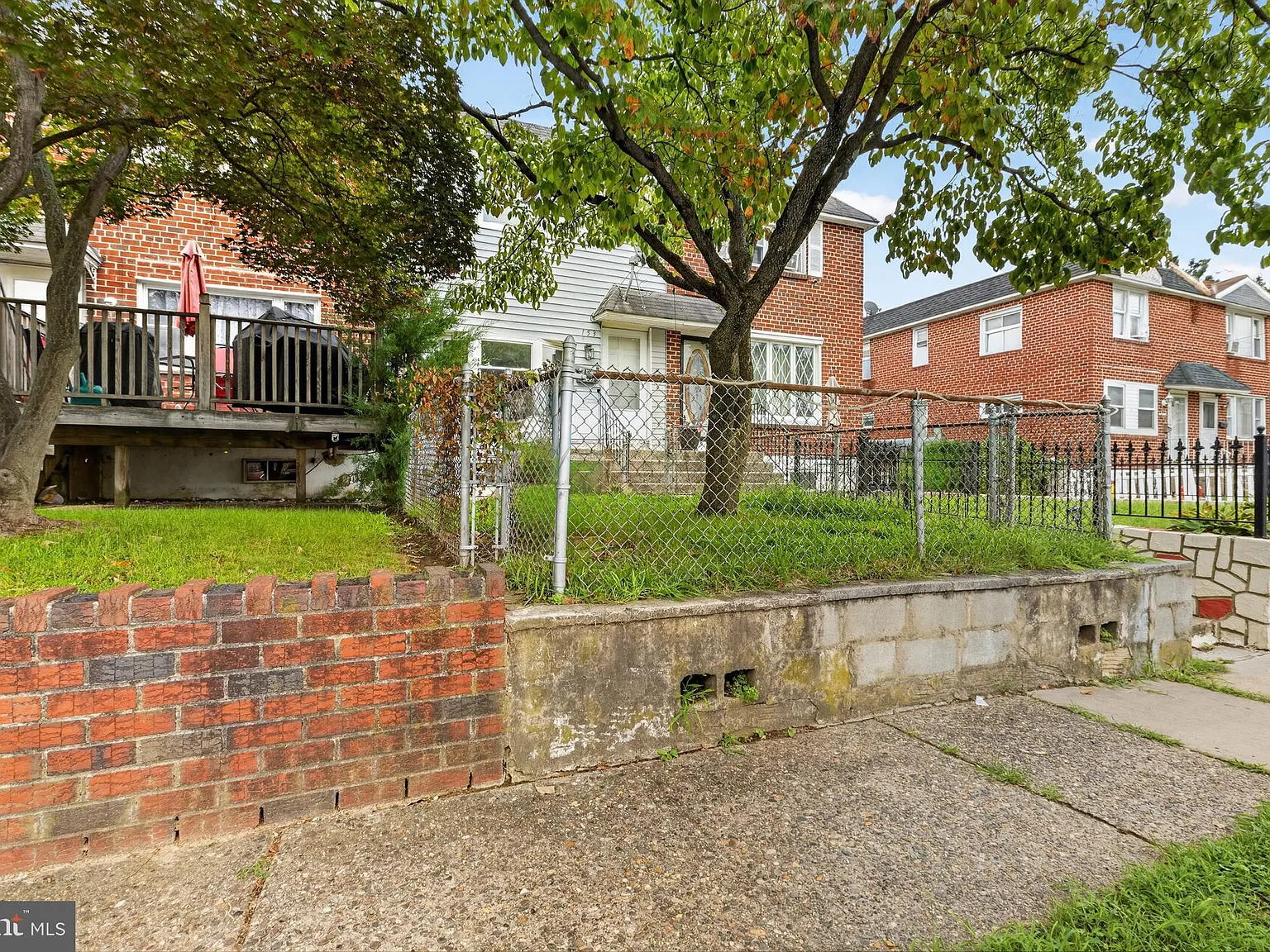 3 bed, 1152 sqft, $1,550 — Photo 2