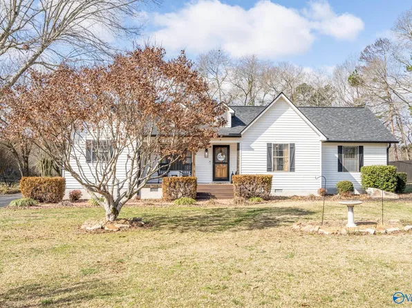 605 County Road 81, Gaylesville, AL 35973