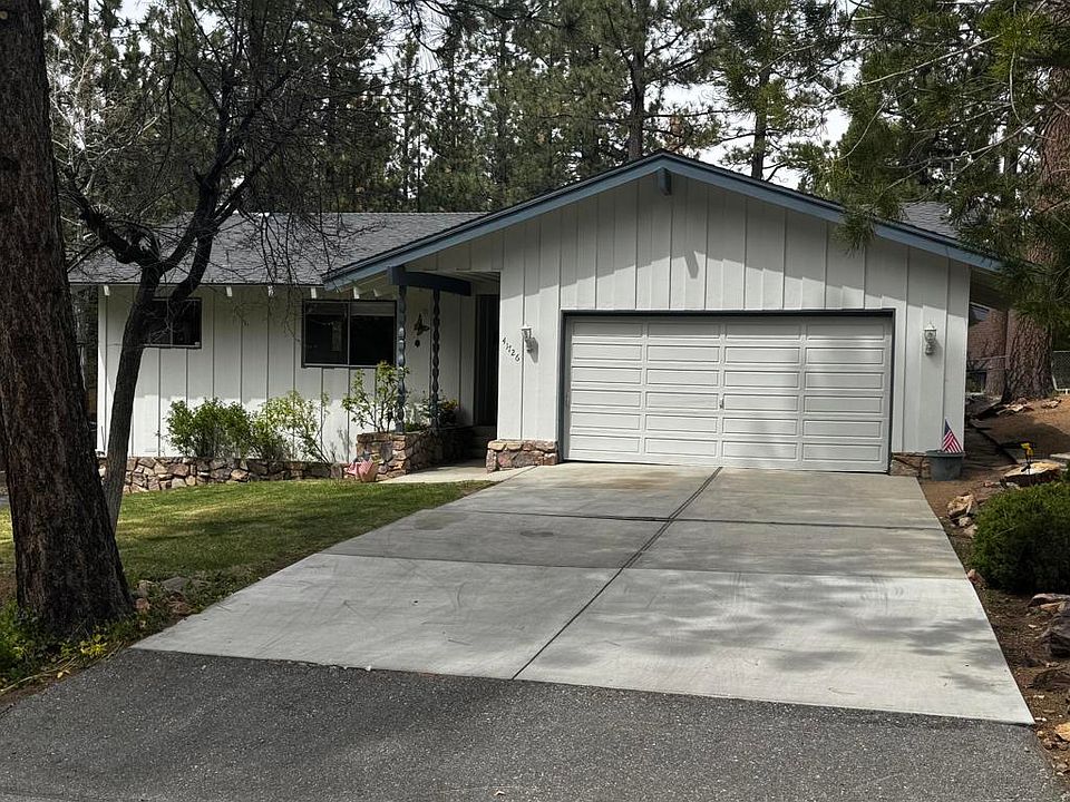 1st image of 41726 Comstock Ln