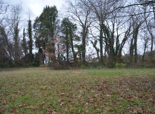 3800 Vest Mill Rd, Winston Salem, NC 27103