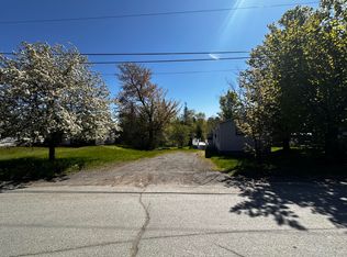 10 Cemetery Ln, Greenville, ME 04441