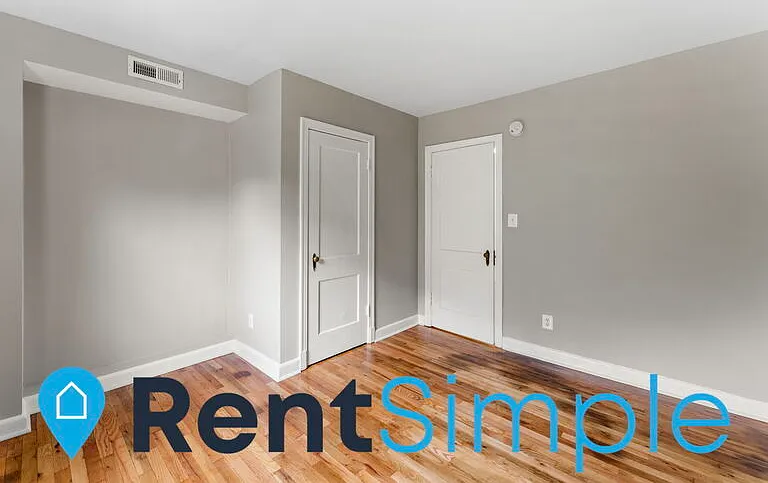 1300 S Barton St #338 — Photo 18