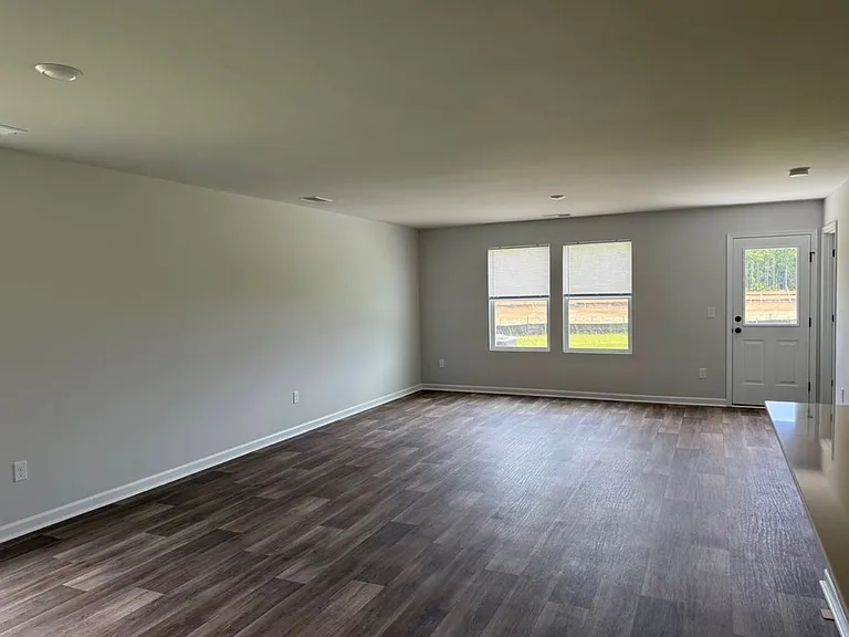 1098 Cooper Hawk Ln #1098 — Photo 8