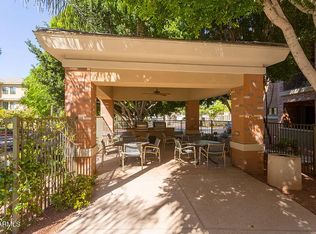 2989 N 44th St, Phoenix, AZ 85018