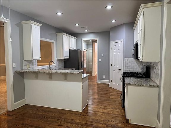 3rd image of 75 Wentworth Way