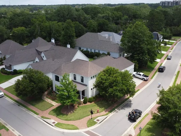 624 Carolina Ct, Point Clear, AL 36532