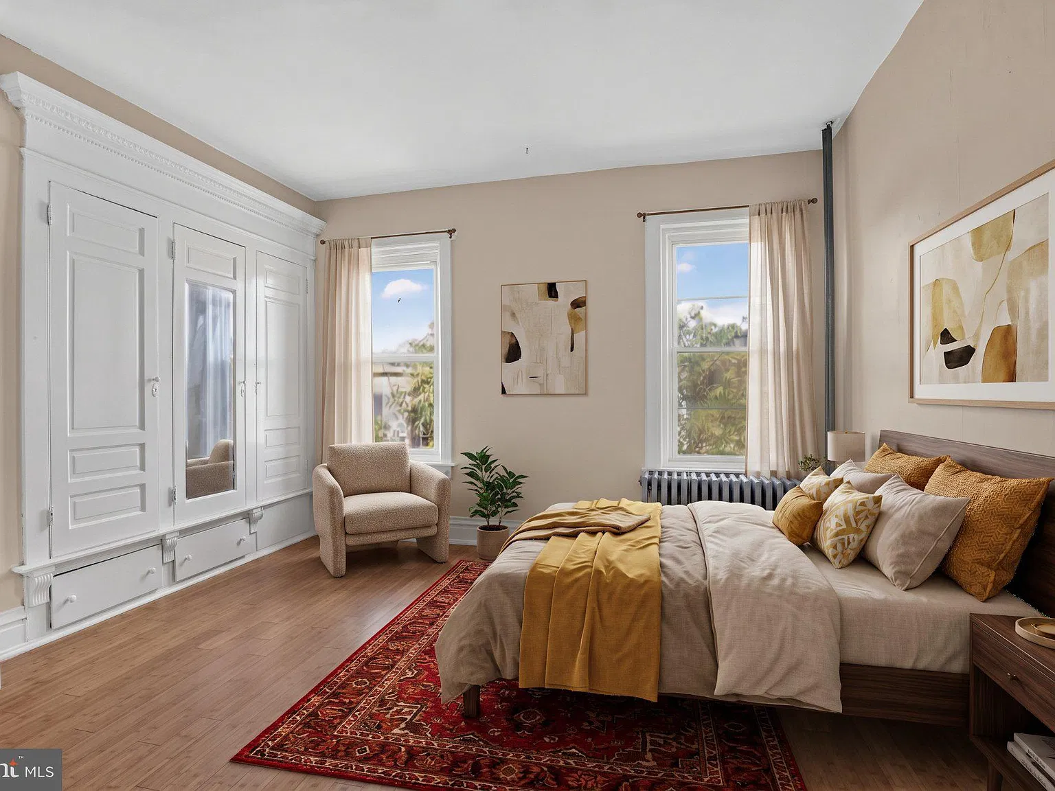 2 bed, 1.0 bath, 2352 sqft, $1,795 — Photo 2