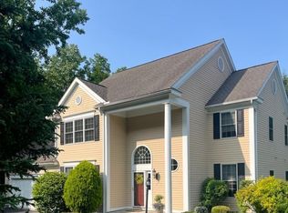 1 Century Dr UNIT 1, Trumbull, CT 06611