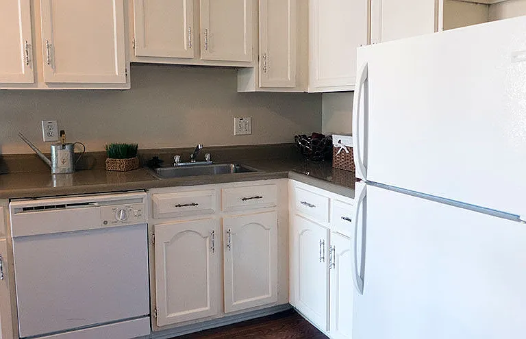 Willow Gardens — Photo 1