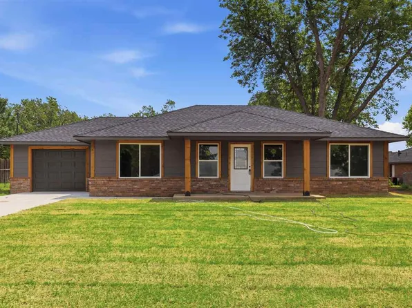 1905 N Cedar, Ponca City, OK 74604