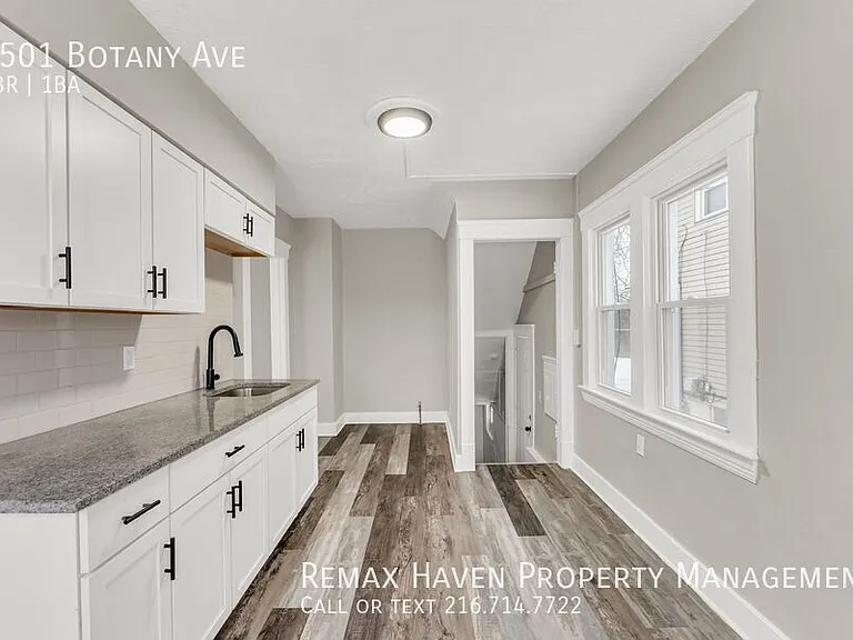 1501 Botany Ave — Photo 13