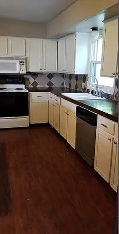 4 bed, 1876 sqft, $800 — Photo 4