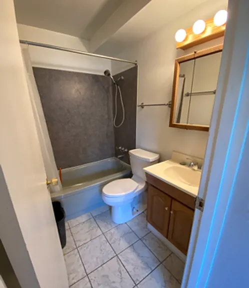 Well-Maintained Two-Story Quadplex Building in Prime Location — Photo 6
