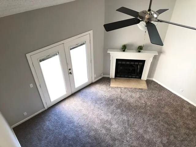 340 Yorkshire Cir — Photo 9