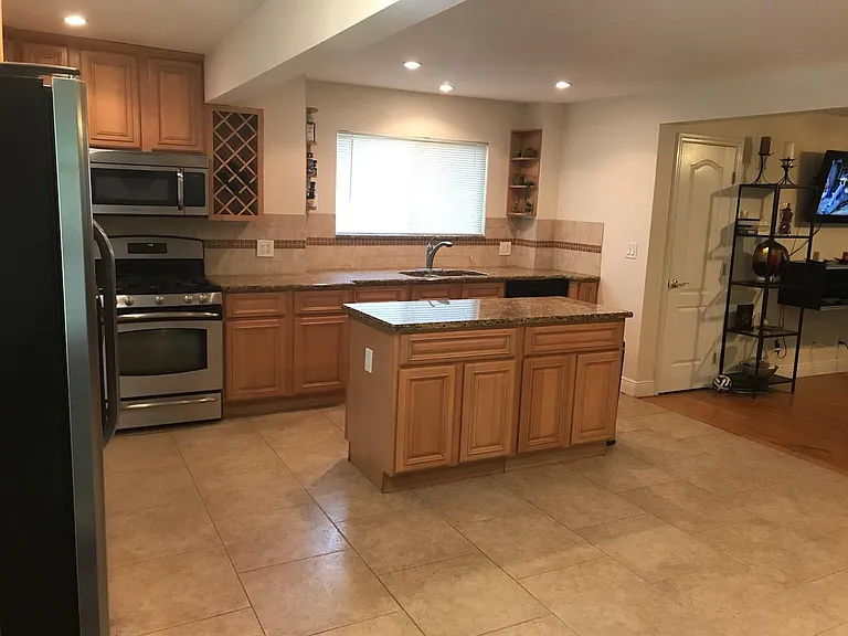 Gourmet Kitchen