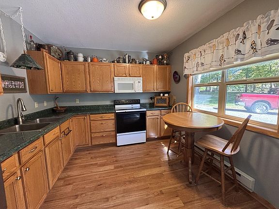 5th image of 45578 Chippewa Way