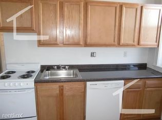 1589 Beacon St APT 13E, Brookline, MA 02446