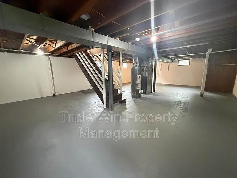 3349 Marmary Ln — Photo 25